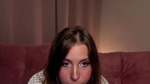 Lina  online show from 22, 9, 2025