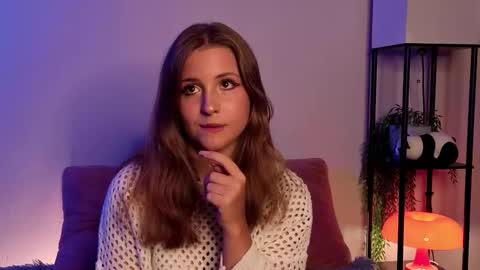 Lina  online show from 17, 11, 2025