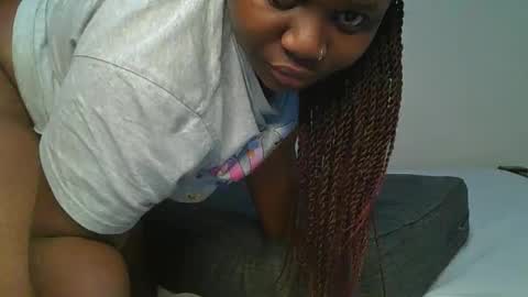 Snapshot of ceepretty25 chatting on 26, 4, 2026 ceepretty25 online show from 26, 4, 2026