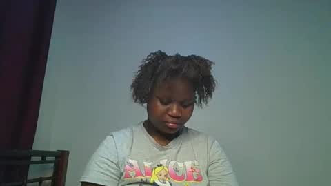 Snapshot of ceepretty25 chatting on 17, 5, 2026 ceepretty25 online show from 17, 5, 2026