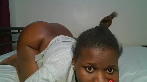 Snapshot of ceepretty25 chatting on 18, 5, 2026 ceepretty25 online show from 18, 5, 2026