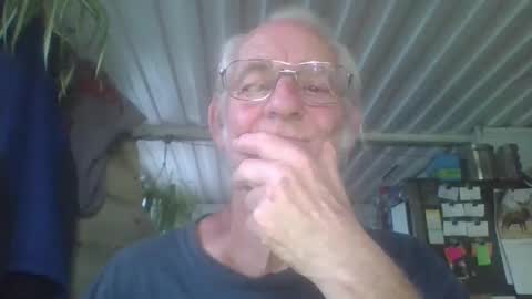 Snapshot of cef539 chatting on 27, 9, 2025 Chuck online show from 27, 9, 2025