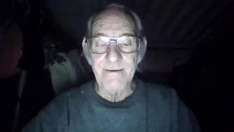 Snapshot of cef539 chatting on 19, 10, 2025 Chuck online show from 19, 10, 2025