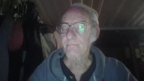 Snapshot of cef539 chatting on 31, 10, 2025 Chuck online show from 31, 10, 2025