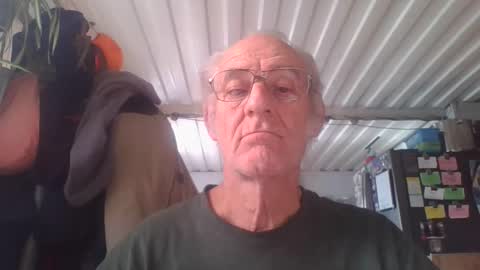 Snapshot of cef539 chatting on 10, 11, 2025 Chuck online show from 10, 11, 2025