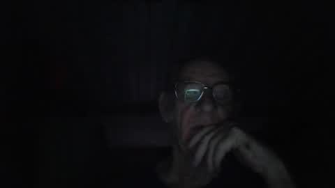 Snapshot of cef539 chatting on 14, 11, 2025 Chuck online show from 14, 11, 2025