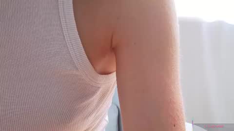 Snapshot of cel1ne_secret chatting on 2, 7, 2026 Josie Manesi online show from 2, 7, 2026