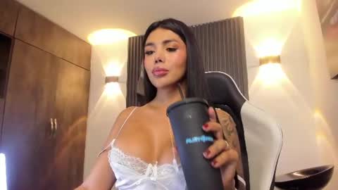 mia  sofiabohorquez INSTAGRAM online show from 21, 6, 2026