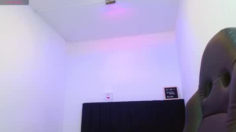 celesteayase online show from 27, 2, 2025