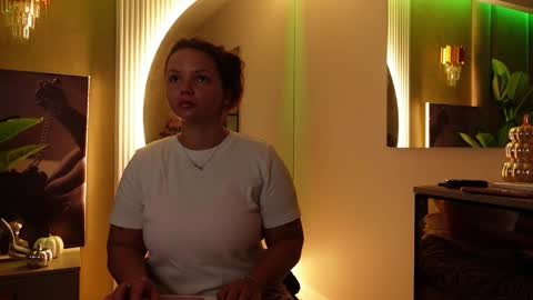 Snapshot of celestebailey chatting on 1, 11, 2025 CelesteBailey online show from 1, 11, 2025