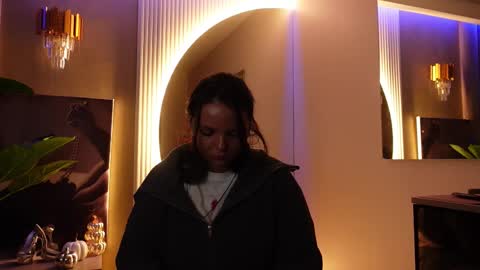 Snapshot of celestebailey chatting on 8, 11, 2025 CelesteBailey online show from 8, 11, 2025