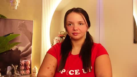 Snapshot of celestebailey chatting on 23, 11, 2025 CelesteBailey online show from 23, 11, 2025