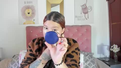 Snapshot of celesteredds chatting on 15, 10, 2025 Celeste online show from 15, 10, 2025