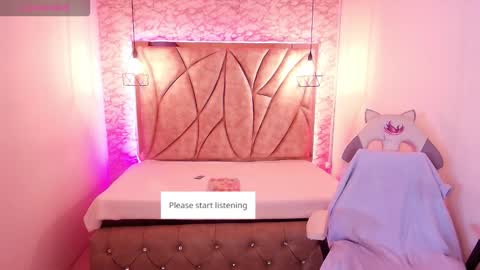 Snapshot of celestesky__ chatting on 7, 10, 2025 online show from 7, 10, 2025