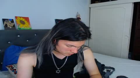 I am Valentinn online show from 11, 4, 2026