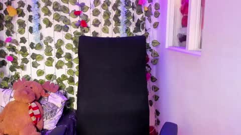 Snapshot of celestinepurple chatting on 2, 12, 2024 Celestineeeeee online show from 2, 12, 2024