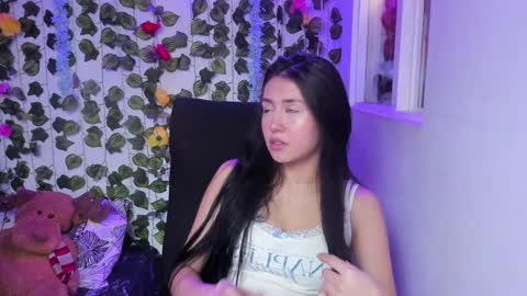 Snapshot of celestinepurple chatting on 4, 12, 2024 Celestineeeeee online show from 4, 12, 2024