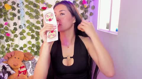 Snapshot of celestinepurple chatting on 3, 1, 2025 Celestineeeeee online show from 3, 1, 2025