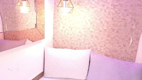 Snapshot of celestte_sm chatting on 8, 5, 2026 celestte_sm online show from 8, 5, 2026