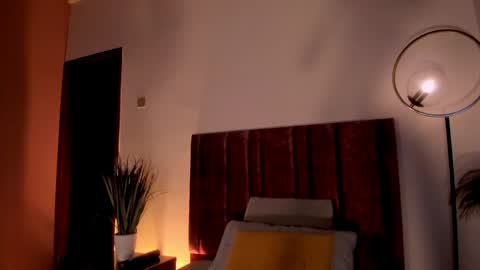Snapshot of celesttequeen chatting on 22, 4, 2026 Celeste Quenn online show from 22, 4, 2026