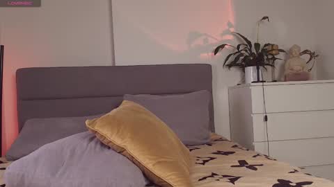 Snapshot of celin_summer chatting on 30, 9, 2025 Celin online show from 30, 9, 2025