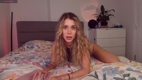 Snapshot of celin_summer chatting on 21, 11, 2025 Celin online show from 21, 11, 2025