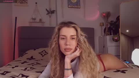 Snapshot of celin_summer chatting on 7, 1, 2026 Celin online show from 7, 1, 2026