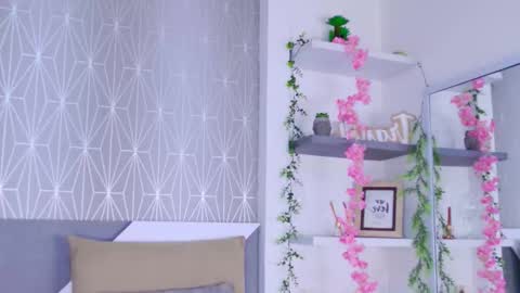 Snapshot of celine_lee chatting on 12, 11, 2025 Celine online show from 12, 11, 2025