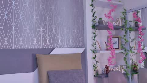 Snapshot of celine_lee chatting on 26, 11, 2025 Celine online show from 26, 11, 2025