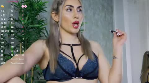 Snapshot of celinemeyerr chatting on 22, 2, 2025 CelineMeyer online show from 22, 2, 2025