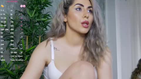 Snapshot of celinemeyerr chatting on 7, 3, 2025 CelineMeyer online show from 7, 3, 2025