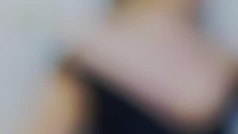 Snapshot of celinemeyerr chatting on 5, 11, 2025 CelineMeyer online show from 5, 11, 2025