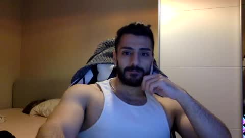 Snapshot of cemilyoztt chatting on 12, 6, 2026 cemilyoztt online show from 12, 6, 2026