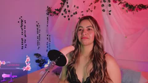 Snapshot of centaurigirls chatting on 28, 11, 2025 Hello guys my name is Sofi and Lizzie and Vanessa online show from 28, 11, 2025