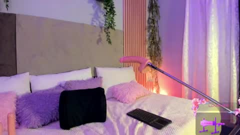 Snapshot of centaurigirls chatting on 22, 4, 2026 Hello guys my name is Sofi and Lizzie and Vanessa online show from 22, 4, 2026