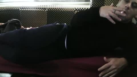 Snapshot of cezar46 chatting on 15, 12, 2025 cezar online show from 15, 12, 2025