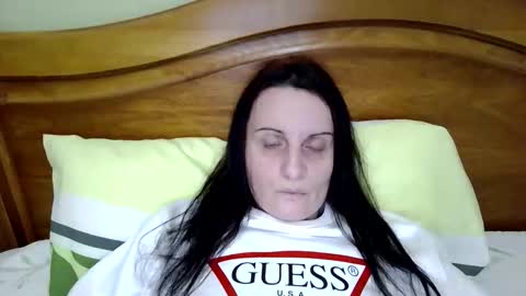 Snapshot of chaar_saba_rocher chatting on 24, 11, 2025 Nebucadnetar Saba online show from 24, 11, 2025