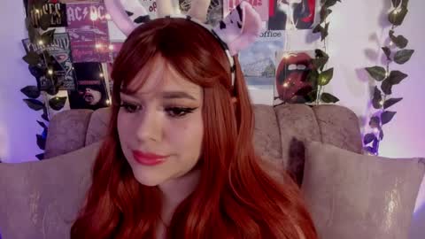 Snapshot of chaarlotte_1 chatting on 25, 4, 2026 charlotte online show from 25, 4, 2026