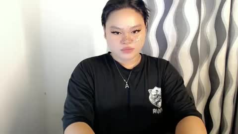 Snapshot of chabilataxx chatting on 2, 1, 2025 chabilataxx online show from 2, 1, 2025