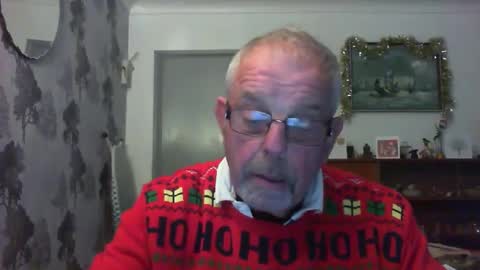 Snapshot of champers37 chatting on 11, 12, 2024 Champers online show from 11, 12, 2024