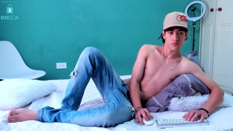 Snapshot of chandler_kenji chatting on 8, 1, 2025 Kenji online show from 8, 1, 2025