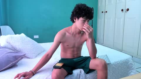 Snapshot of chandler_kenji chatting on 22, 1, 2025 Kenji online show from 22, 1, 2025