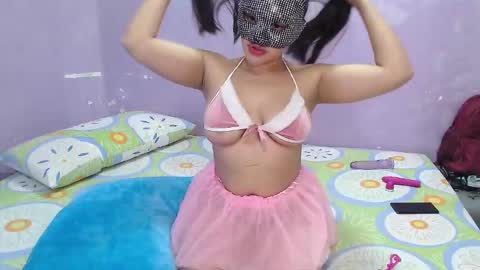 Snapshot of chanelhernandez10 chatting on 10, 2, 2026 ChanelH1009 online show from 10, 2, 2026