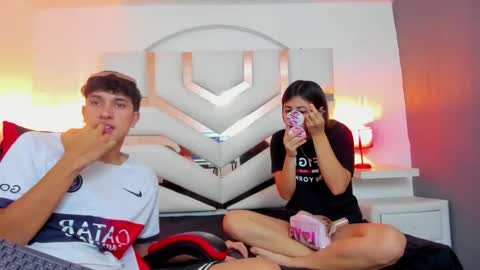 Snapshot of chanellandmax chatting on 4, 12, 2025 Chanellandmax online show from 4, 12, 2025