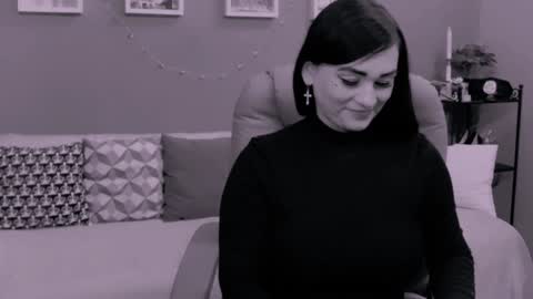 The Queen online show from 4, 1, 2025