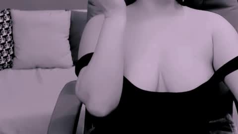 The Queen online show from 8, 3, 2025