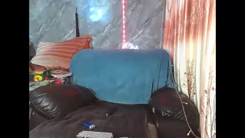 Snapshot of chanz10172 chatting on 29, 10, 2025 Zaria Vixen online show from 29, 10, 2025