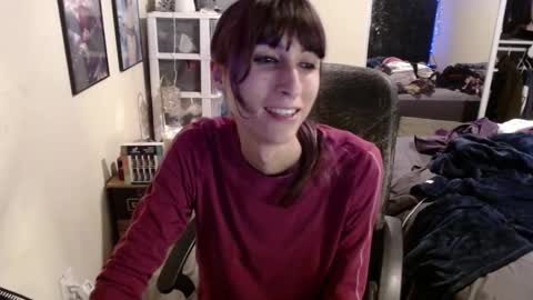 Snapshot of chaos_kat chatting on 18, 12, 2025 Chaos Kat online show from 18, 12, 2025