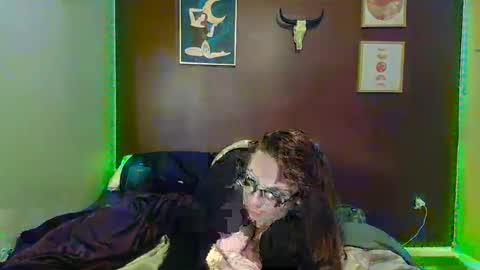 Snapshot of chaoticaptive chatting on 3, 12, 2025 Luna online show from 3, 12, 2025