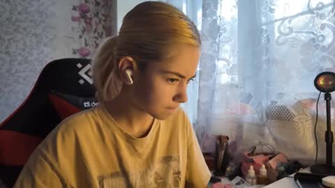 Nancy online show from 30, 10, 2025